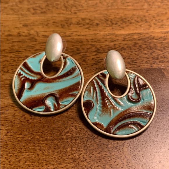 Patricia Nash Earrings NWOT - Picture 2 of 3